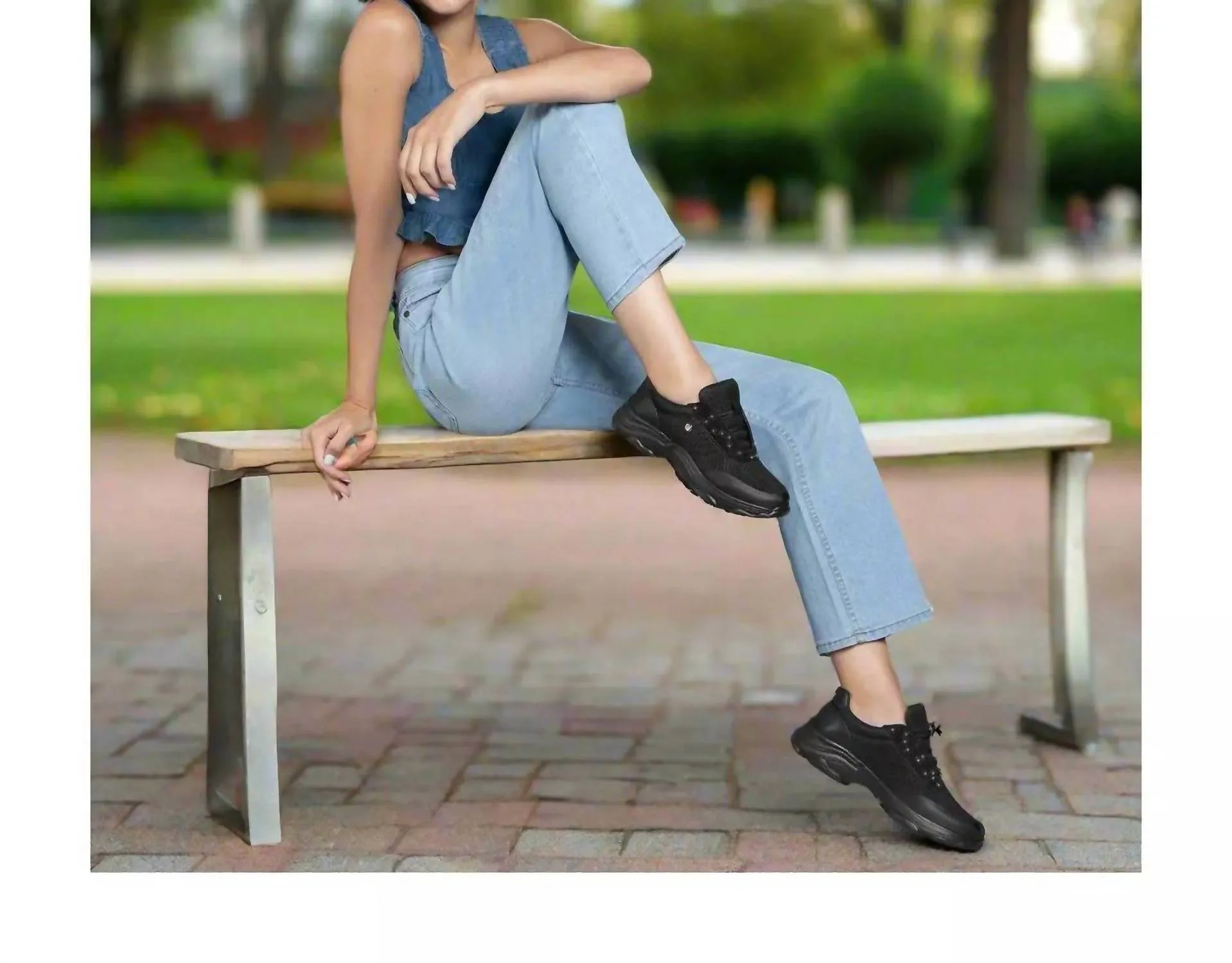 Andrea - Women's Casual Sneakers with Rhinestone Detail