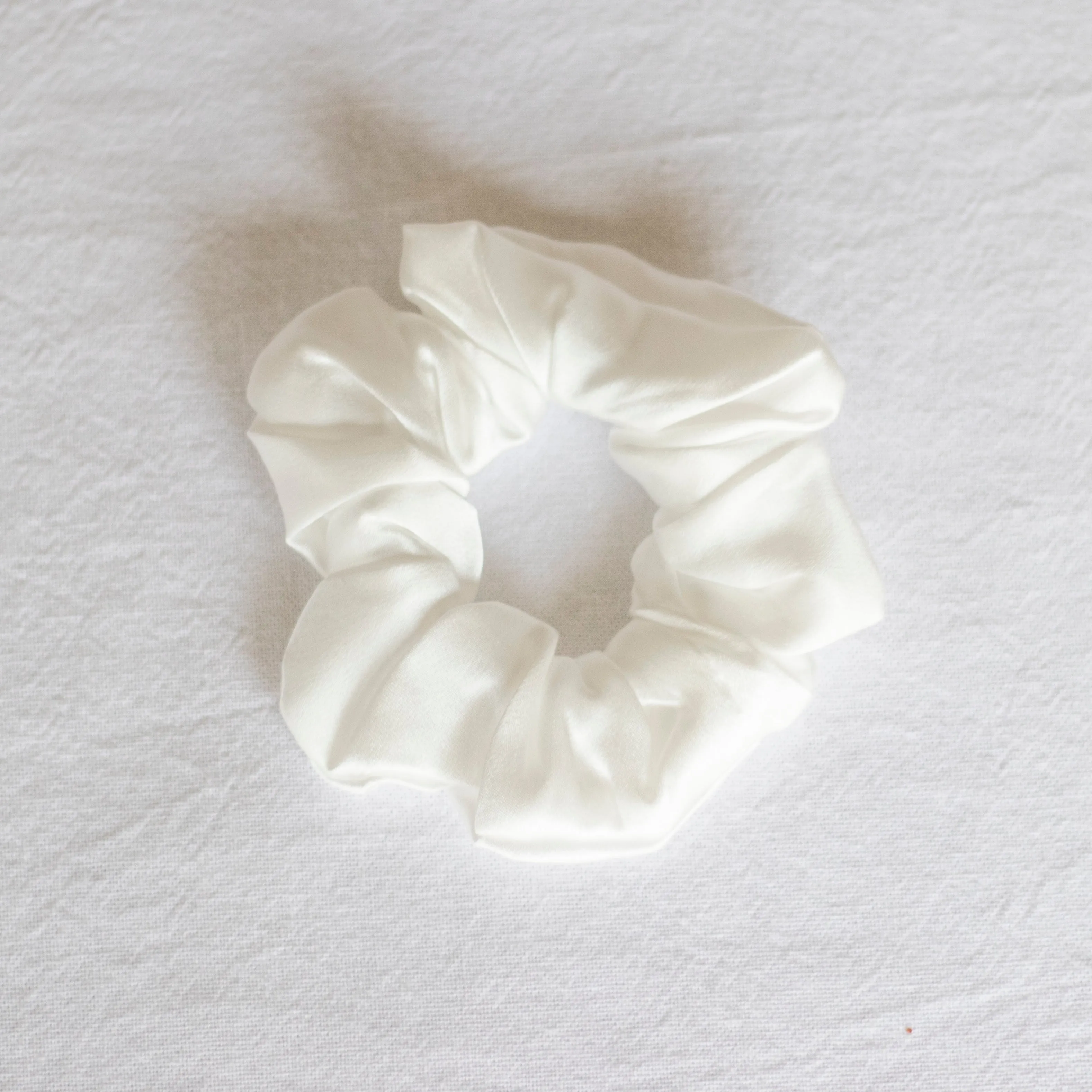 Silk scrunchie - Ivory